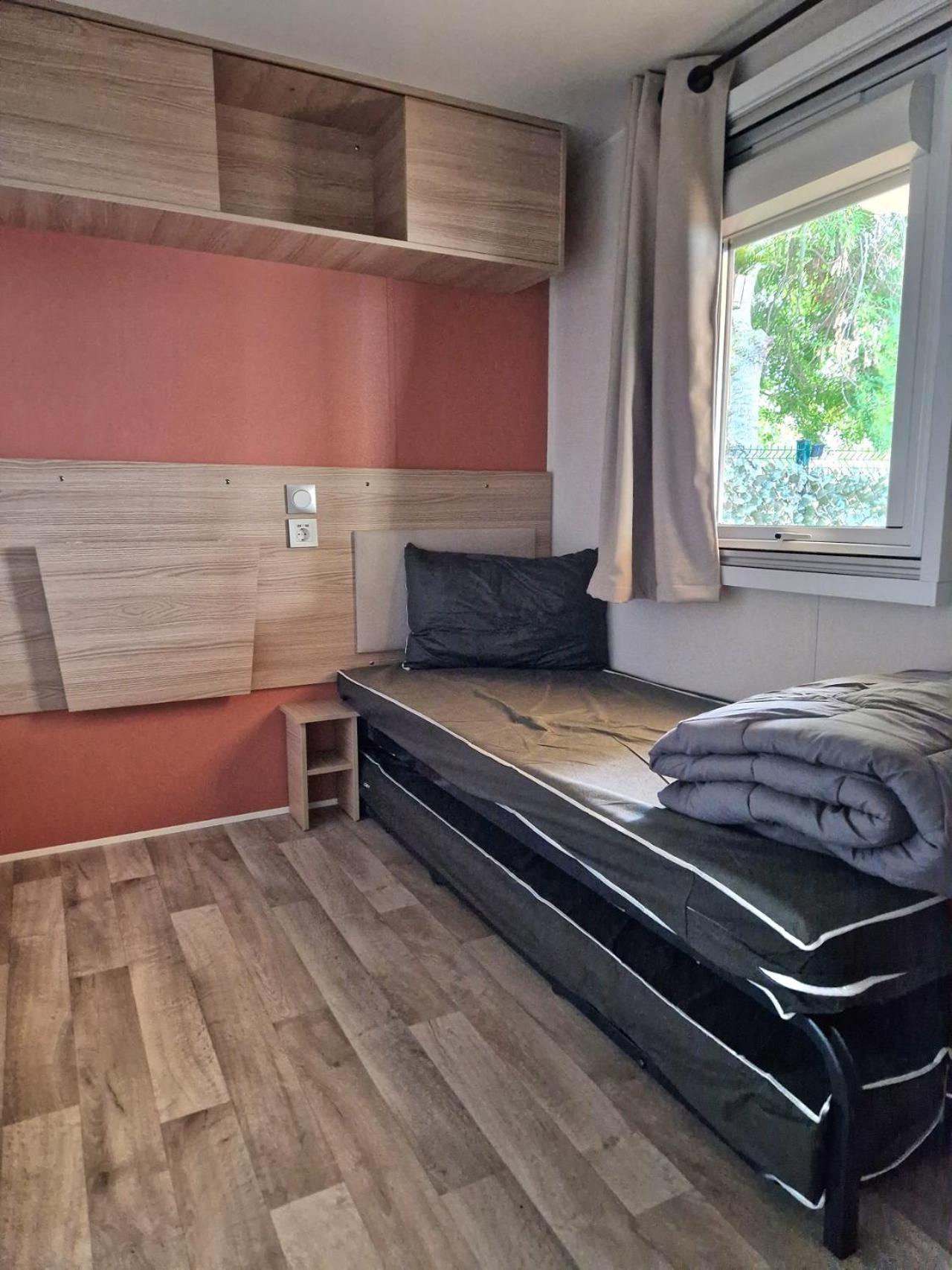 Camping La Carabasse Vias-Plage-T4 Climatise,Tout Confort, Emplacement Calme ! Eksteriør billede