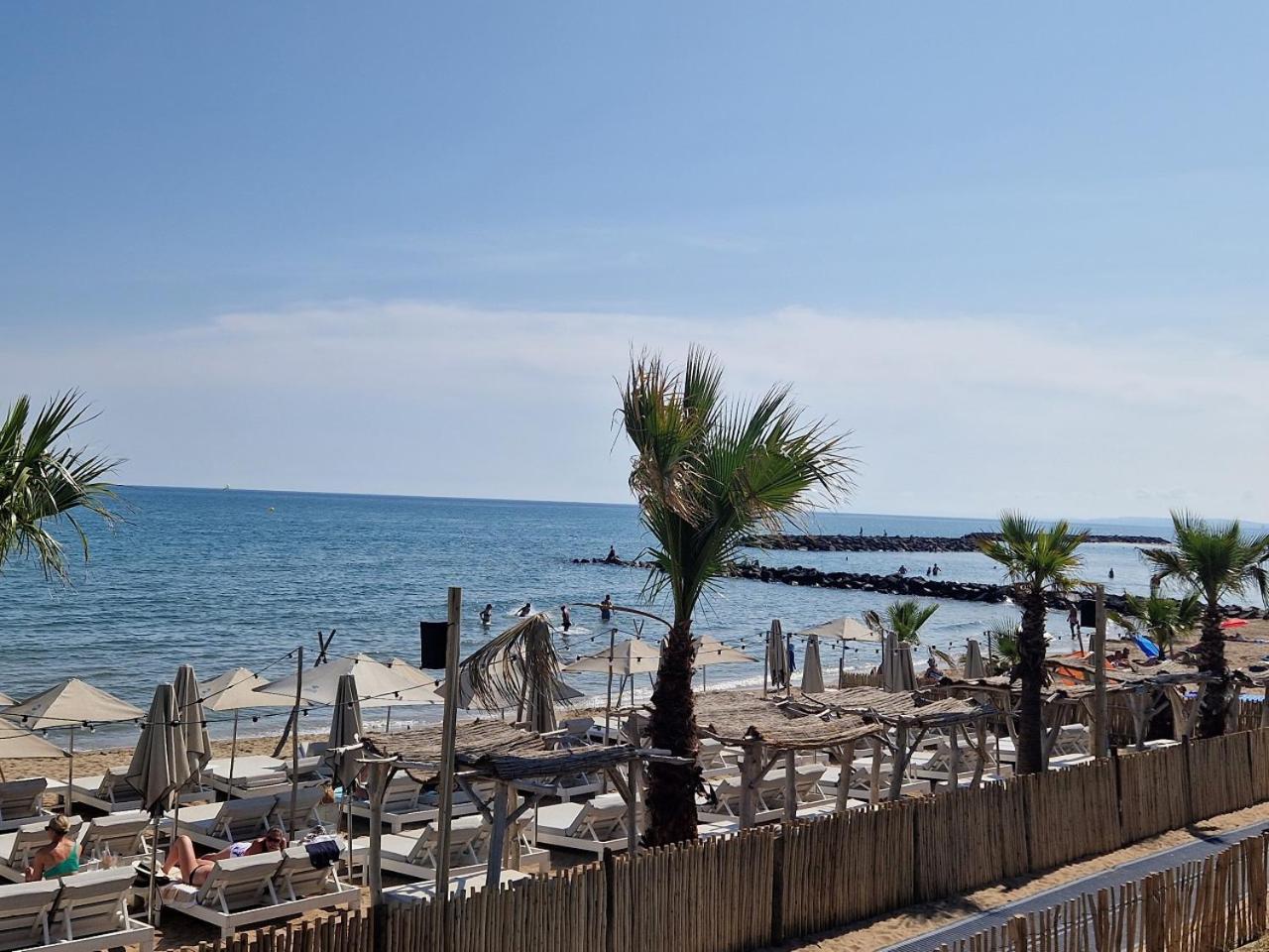 Camping La Carabasse Vias-Plage-T4 Climatise,Tout Confort, Emplacement Calme ! Eksteriør billede